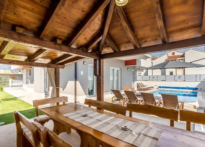 Exclusive Villa